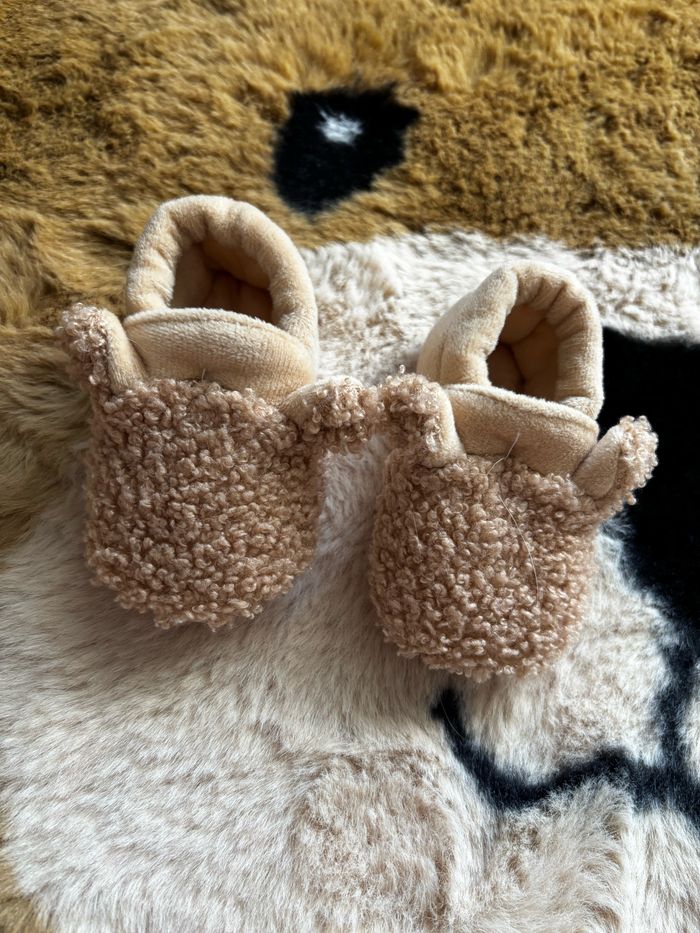 Chaussons ours t.3-6m