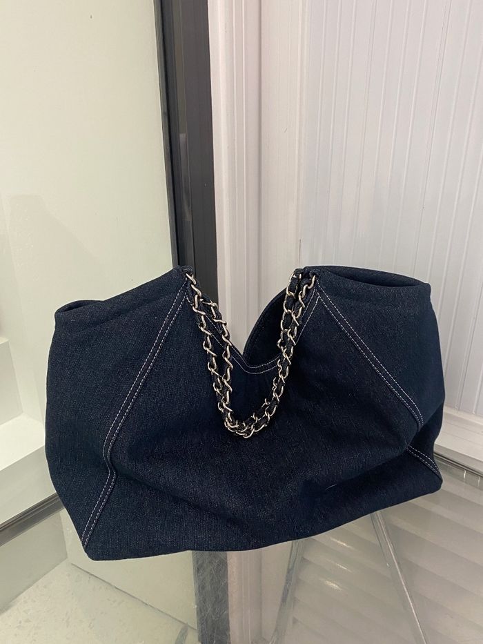 Chaṇel  327 - photo numéro 4