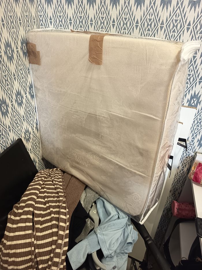 Lit parapluie et matelas - photo numéro 2