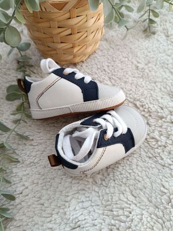 Paire de basket obaibi 6-12 mois