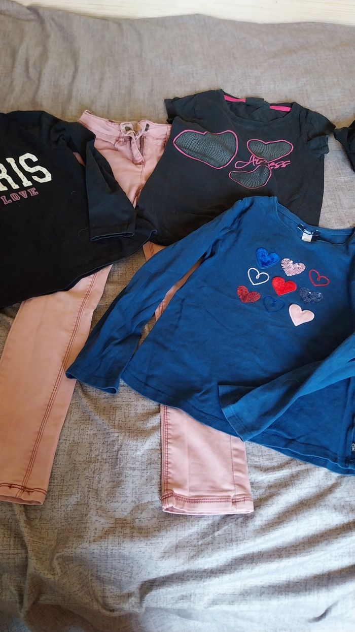 Lot de 22 vêtements fille  8 ans - photo numéro 5