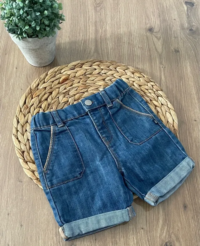 Short 18 mois