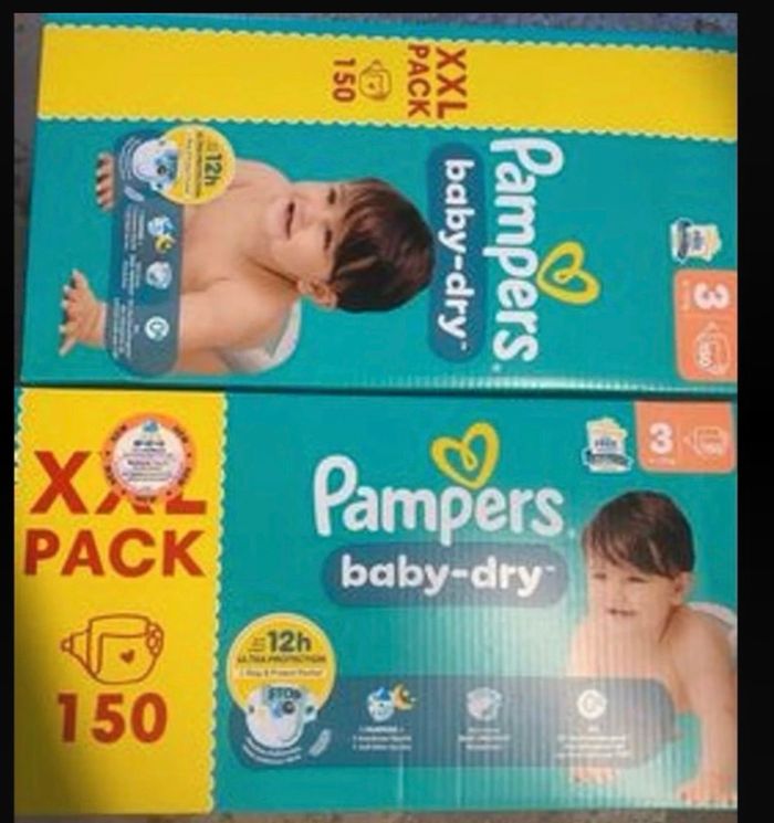 Lot de 2 cartons XXL couches Pampers taille 3