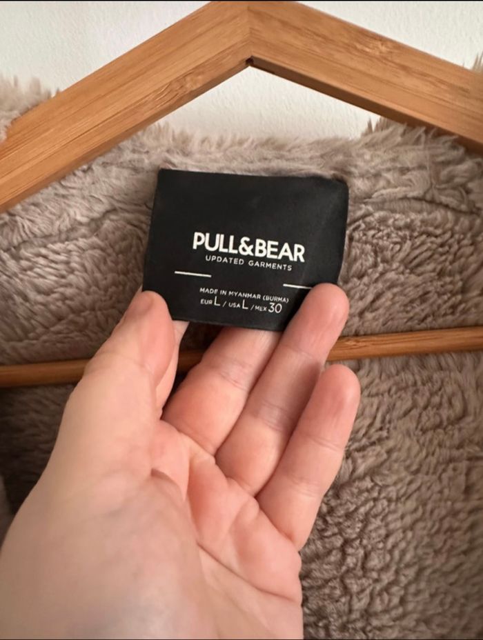 Manteau fourrure Pull&Bear taille L - photo numéro 2