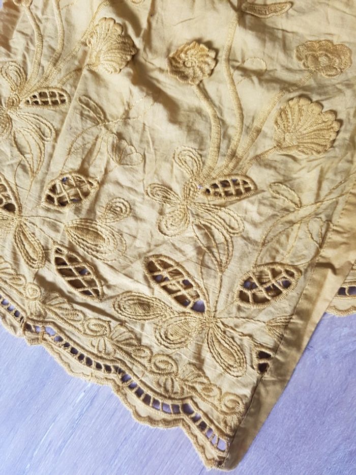 Robe moutarde Zara - photo numéro 2