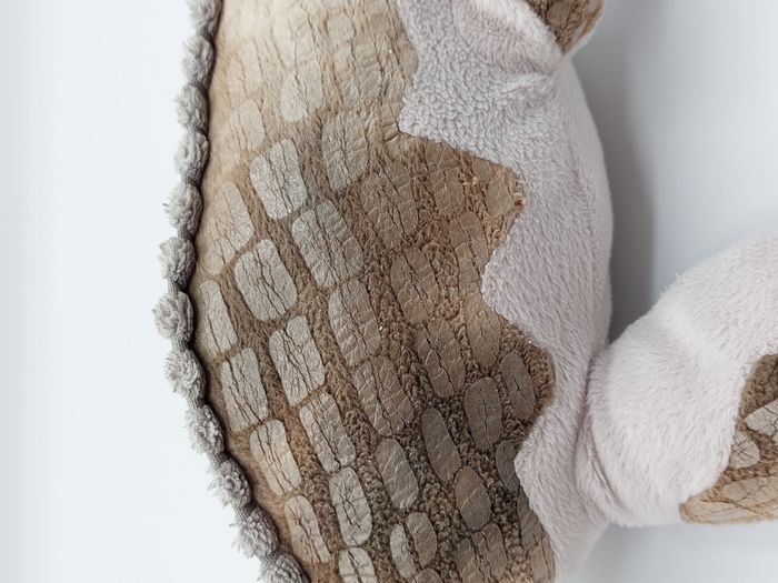 Peluche doudou dinosaure FRIMOUZZZ LOGITOYS gris beige marron - photo numéro 4