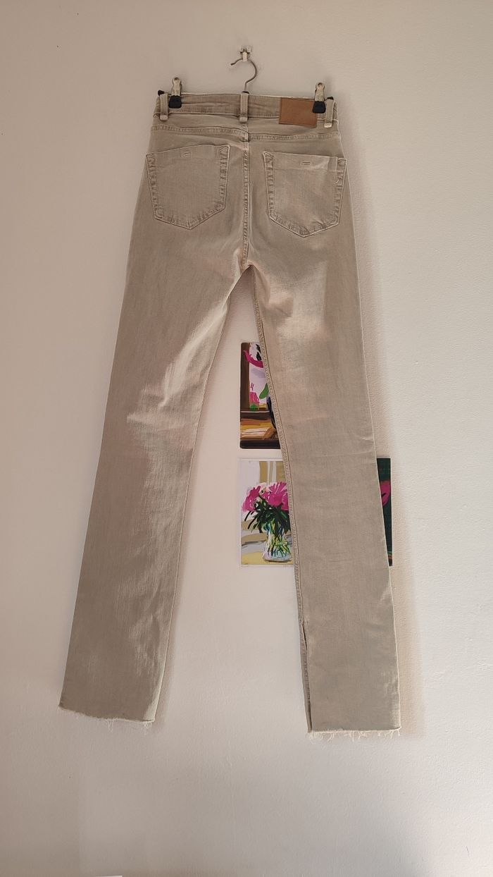 Jean  évasé crème  Bershka T34 - photo numéro 2