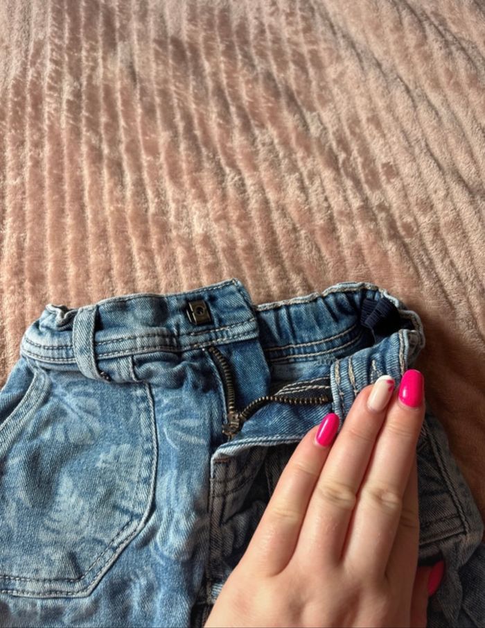 👖 Short en Jean TAO – Taille 2 Ans | Confortable & Tendance | Très Bon État - photo numéro 3