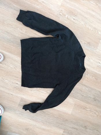 Pull noir