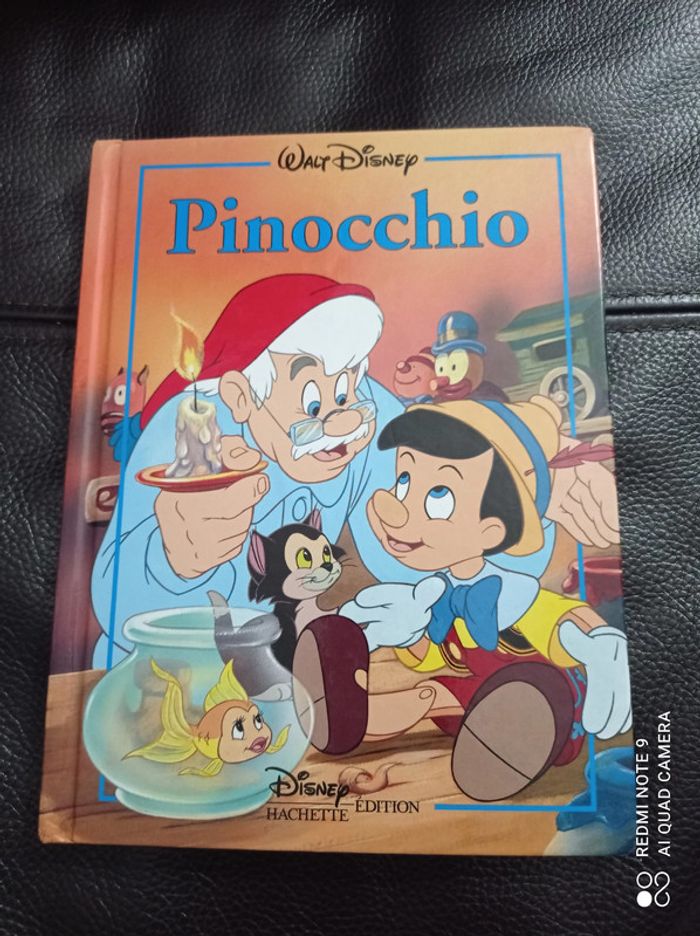 Livre enfant, Pinocchio. Disney éditions Hachette