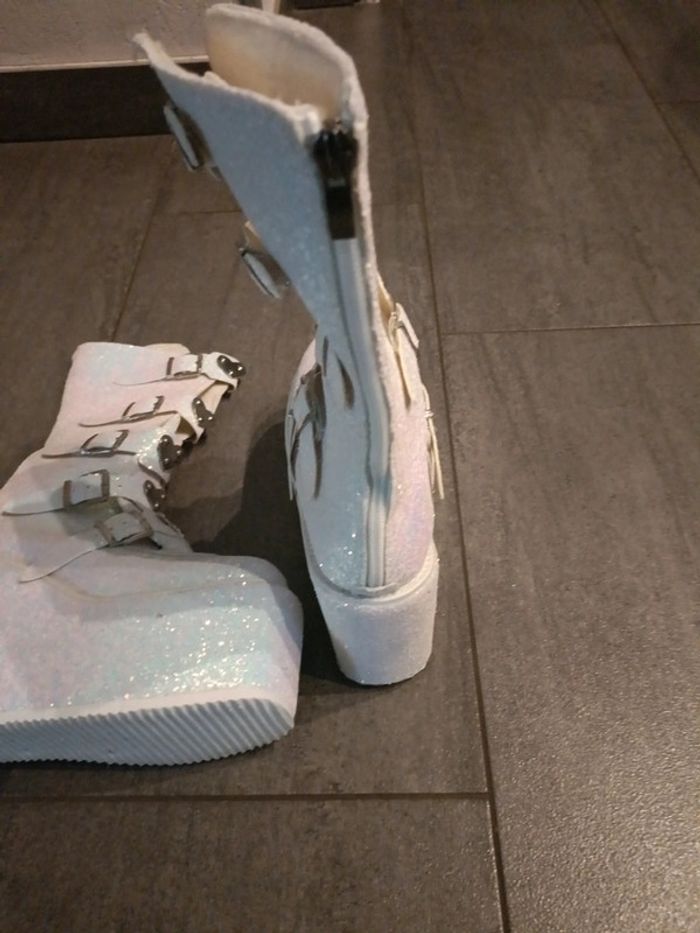 Bottes gothiques - photo numéro 3