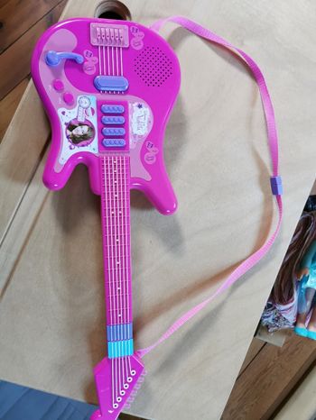 Guitare Violetta