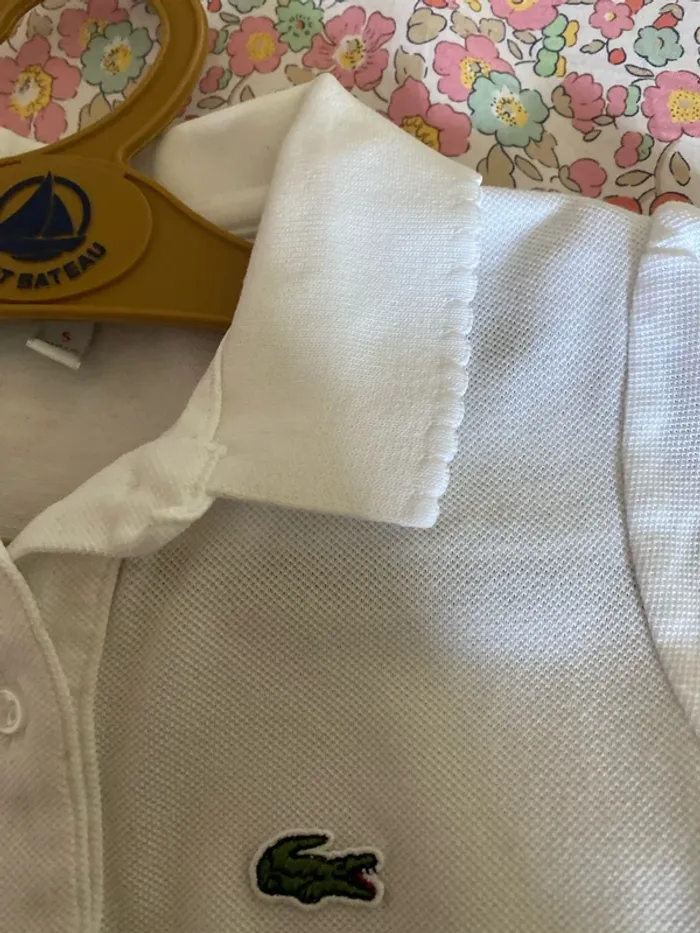 Magnifique polo neuf Lacoste 5 ans blanc - photo numéro 5