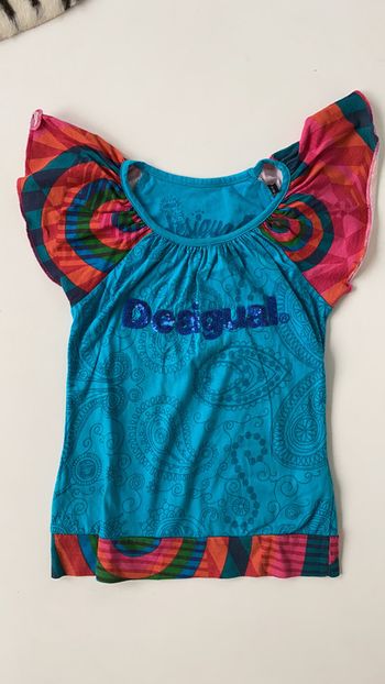 T-shirt desigual taille 7-8 ans