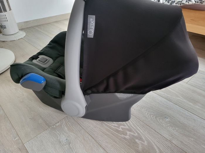 Poussette Quax + cosy + base isofix - photo numéro 6