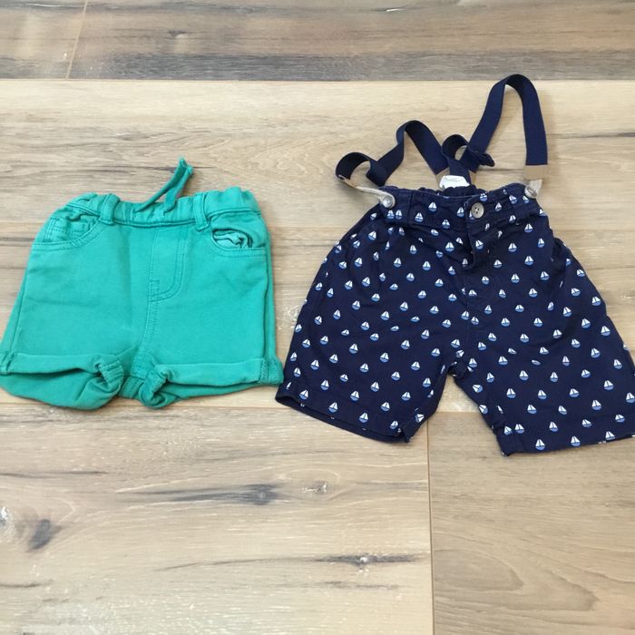 Deux shorts 6-9 mois