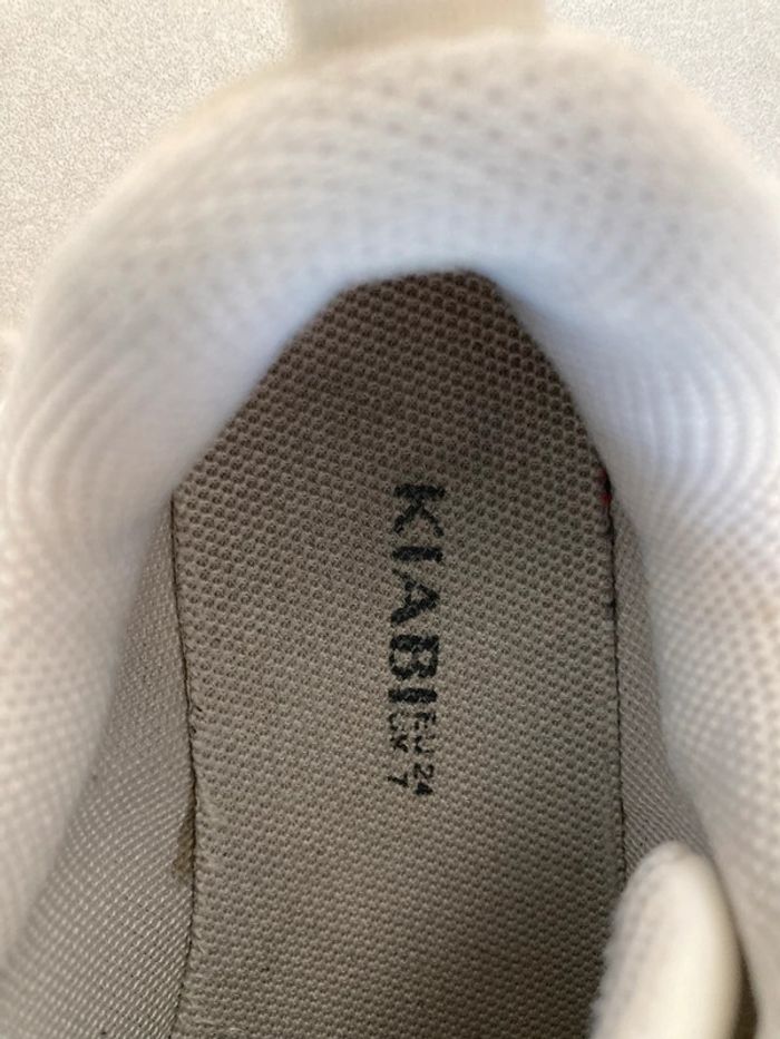 Baskets blanches Kiabi T.24 - photo numéro 5