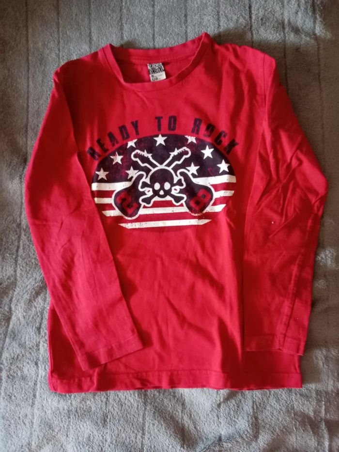 T-shirt taille 8 ans