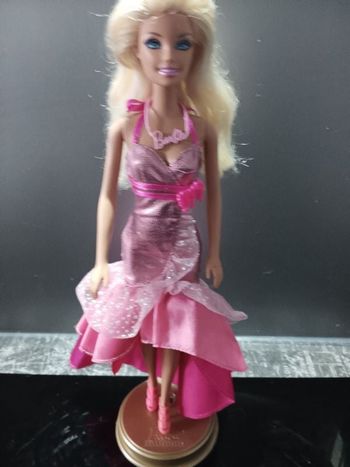 Barbie fashionistas tenue de soirée