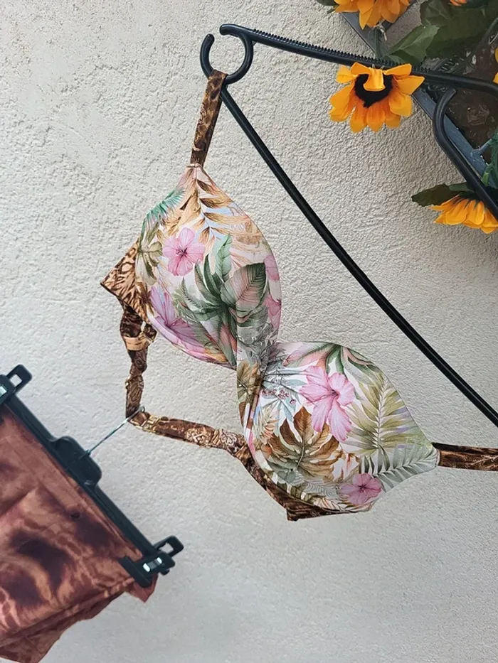 Haut de bikini - photo numéro 2