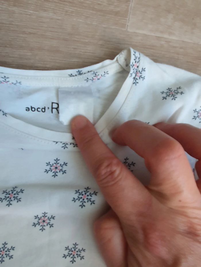 Tee-shirt blanc motifs flocons taille 6 ans la redoute - photo numéro 3