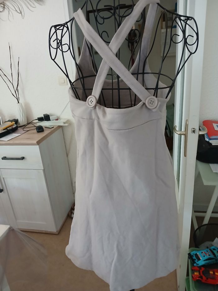 Robe courte - photo numéro 2