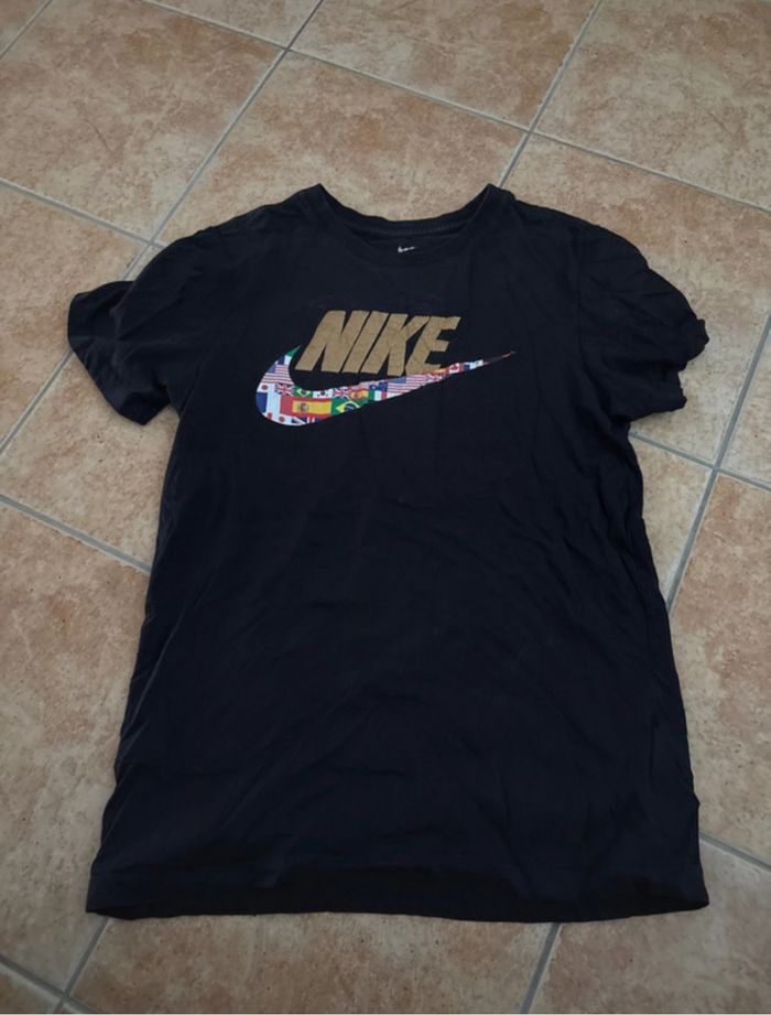 t shirt nike
