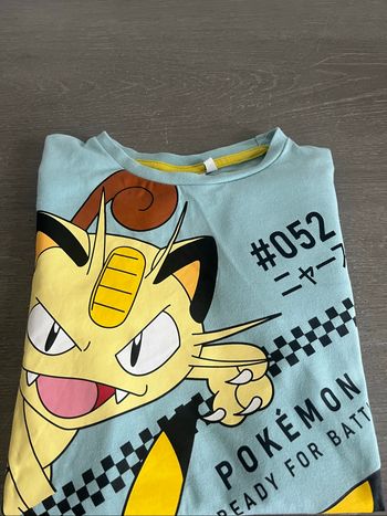 Sweat manches longues Pikatchu