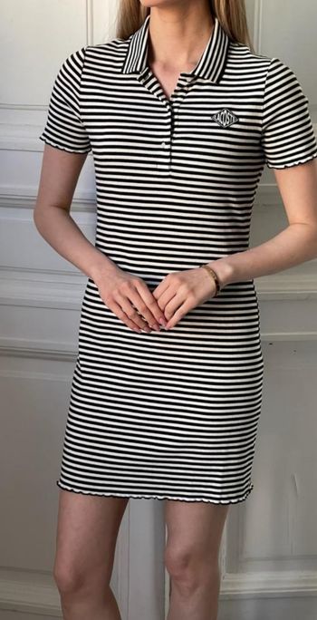 Magnifique robe Lacoste Authentique taille 38/M neuve