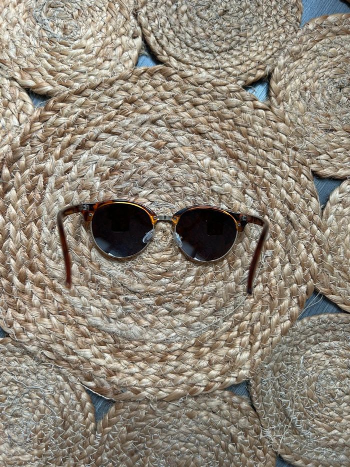 Lunettes de soleil - photo numéro 3