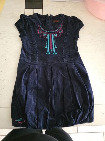 Robe catimini velours 6 ans