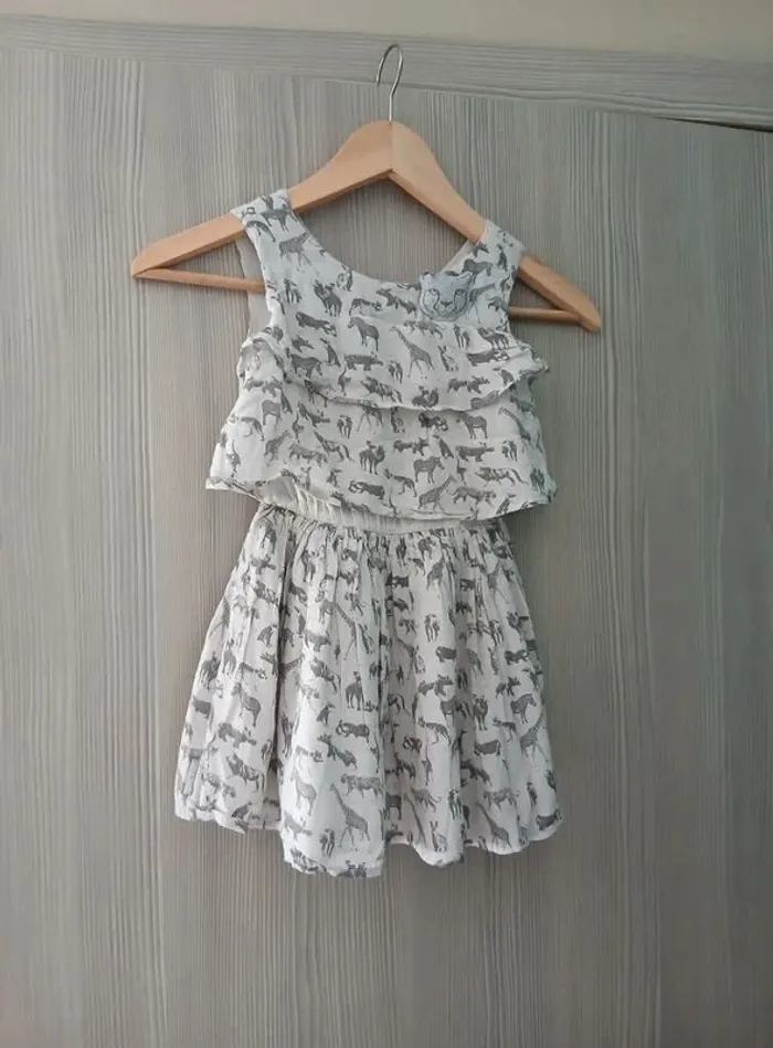 Lot vêtements été fille 5 ans - photo numéro 6
