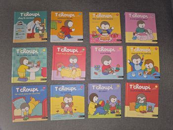 Lot de 12 livres tchoupi très bon etat