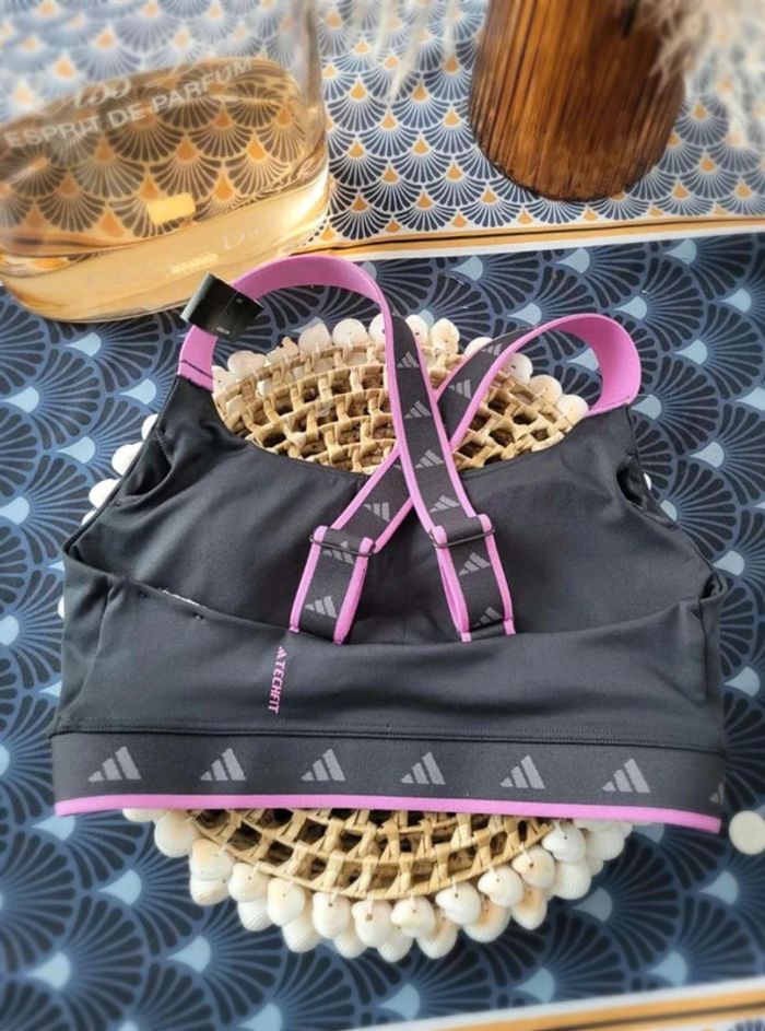 Brassière sport adidas 2XS neuve - photo numéro 3