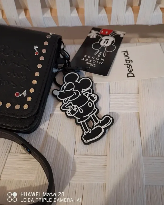 💕Jolie Mini Sac bandoulière Desigual x Mickey Mouse – Édition Disney femme 💕 - photo numéro 6