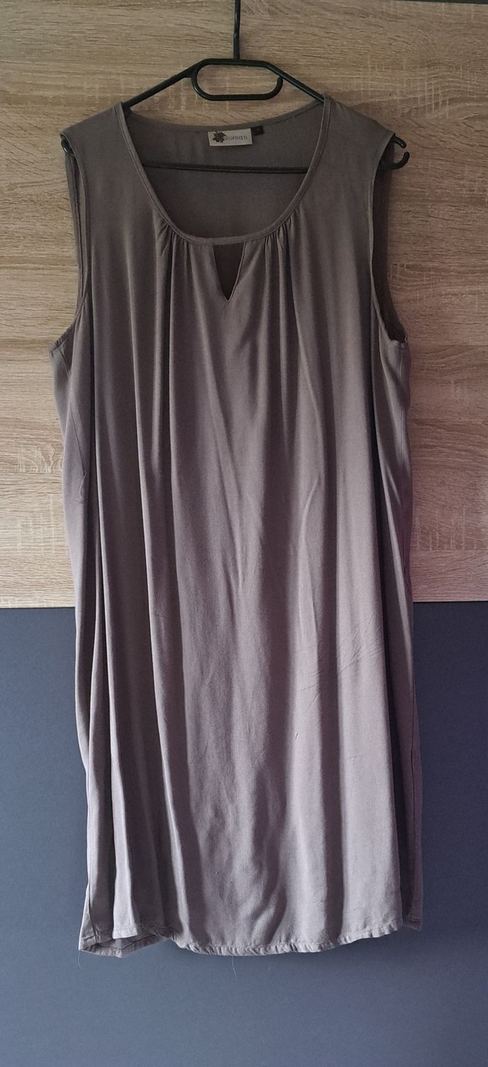 Robe K Woman