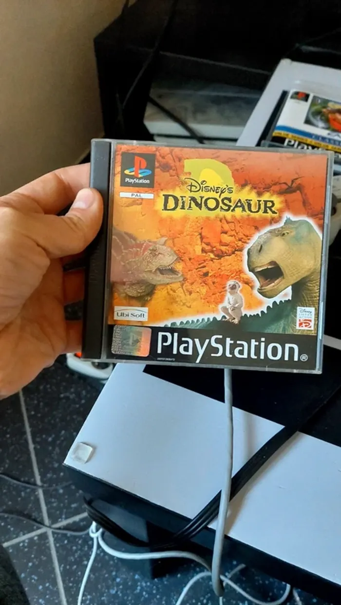 Disney dinosaur ps1