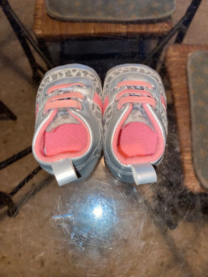 Chaussures bébé, taille 18/19. - photo numéro 7