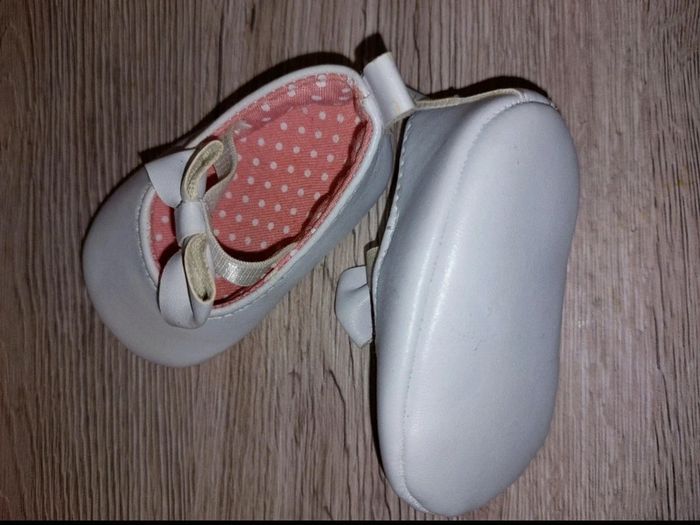 Chausson bébé T : 0/3 mois - photo numéro 2