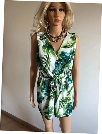 Combishort blanc et vert sans manches taille unique TBE