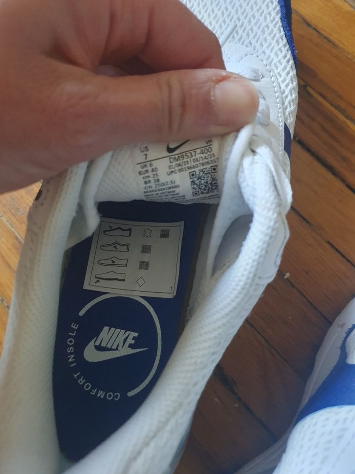 Baskets Air max taille 40 - photo numéro 3