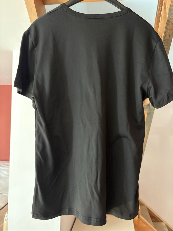 T shirt noir - photo numéro 5