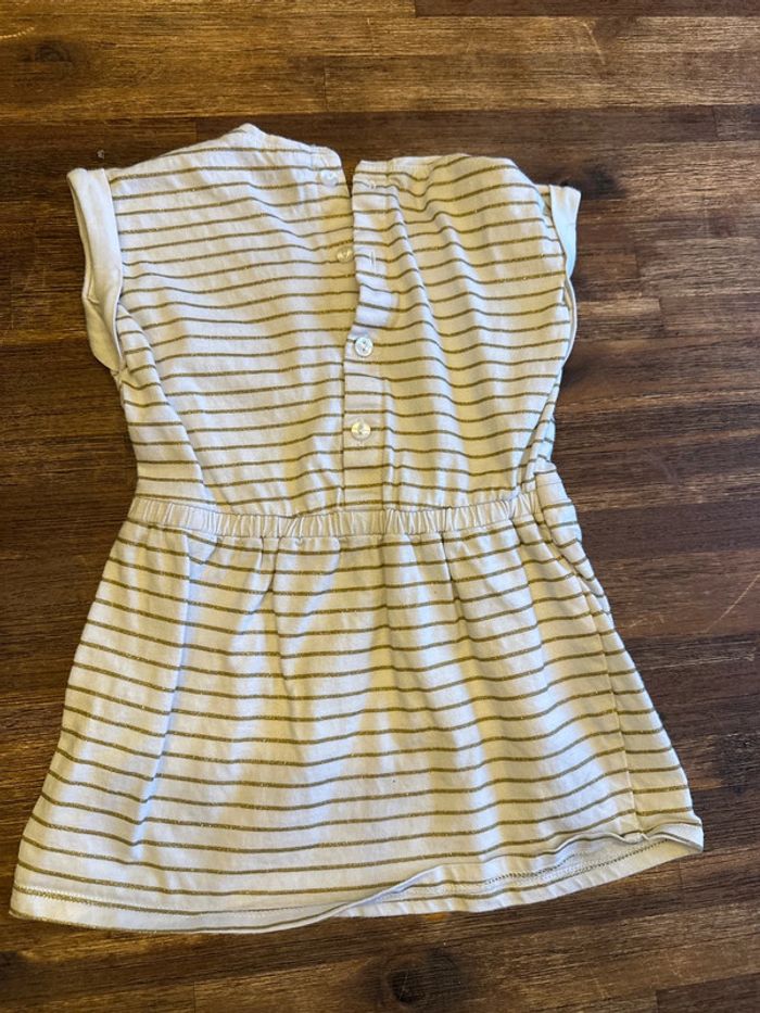 Robe blanche et dorée - photo numéro 2