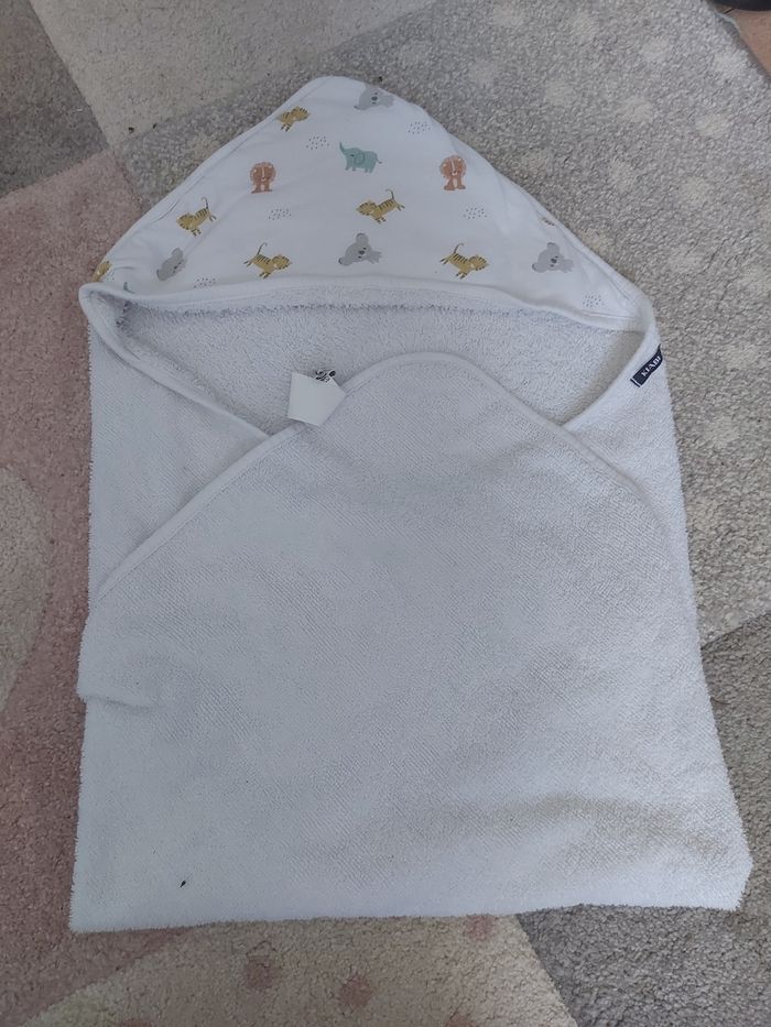 Cape de bain 0 12 mois