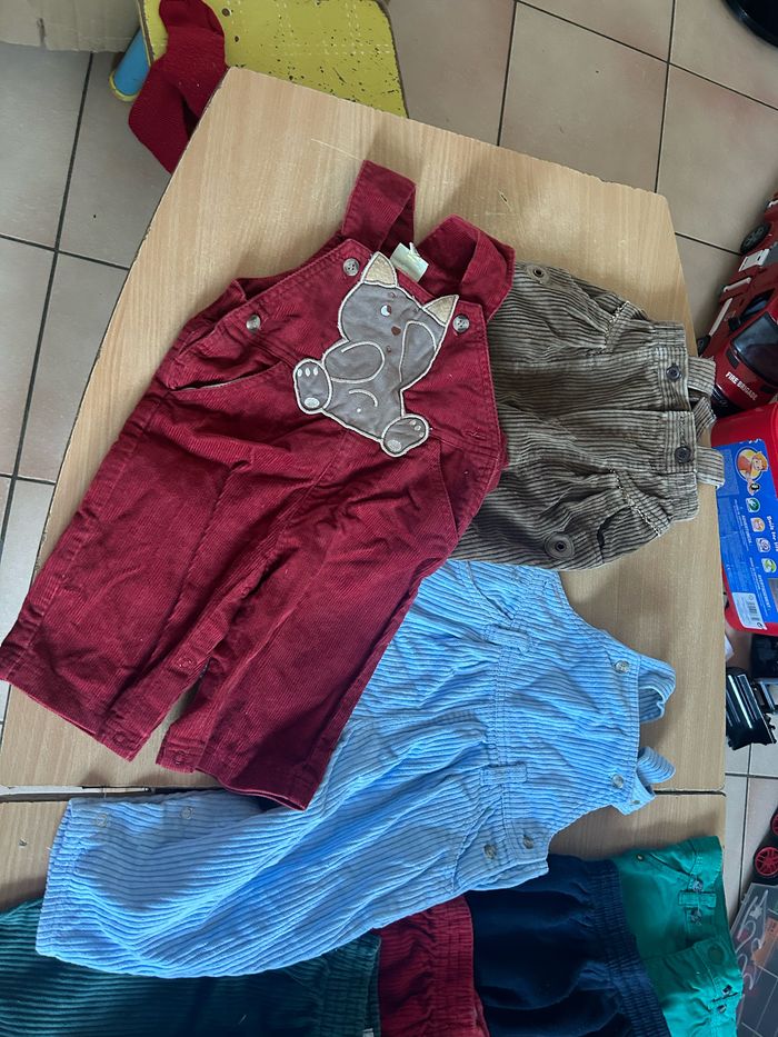 Gris lot cargo. de vêtements taille 6 moi  +79 vêtements - photo numéro 4