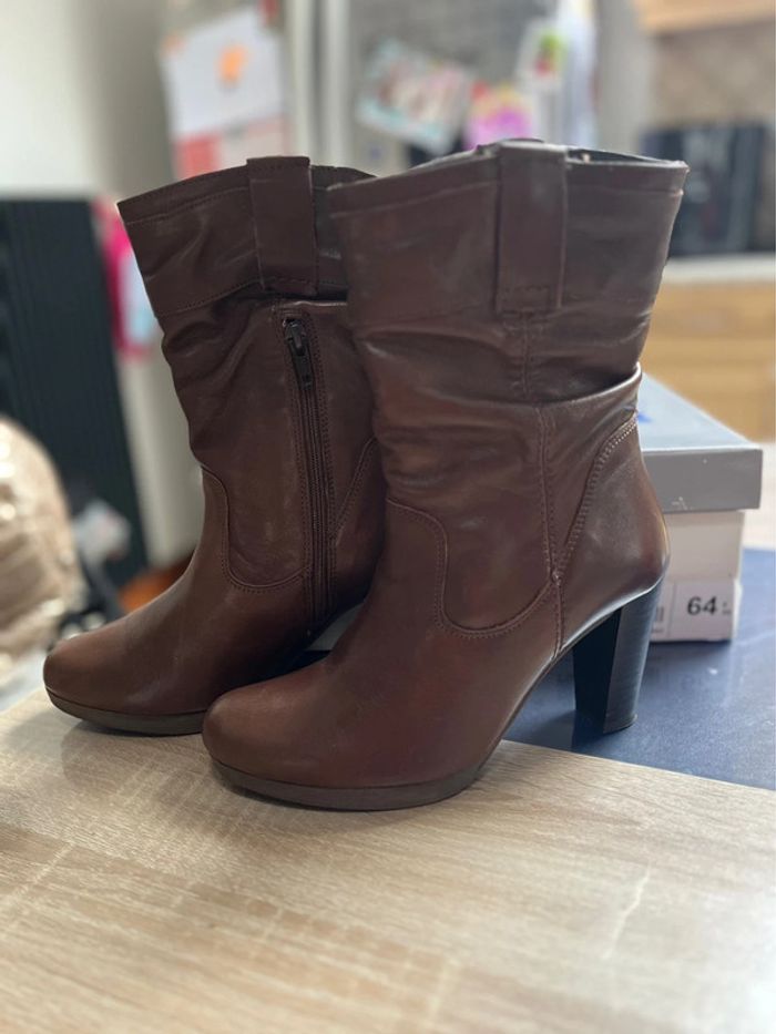 Bottes neuve pointure 37