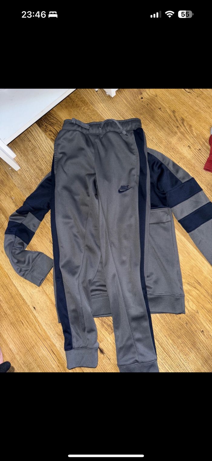 Jogging Nike 8ans - photo numéro 3