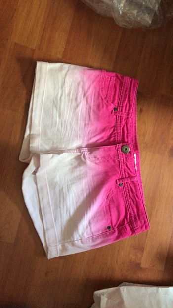 Short bicolore taille 38