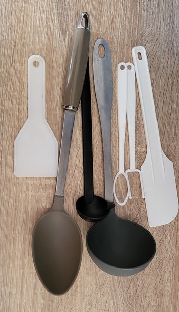 Lot ustensiles cuisine