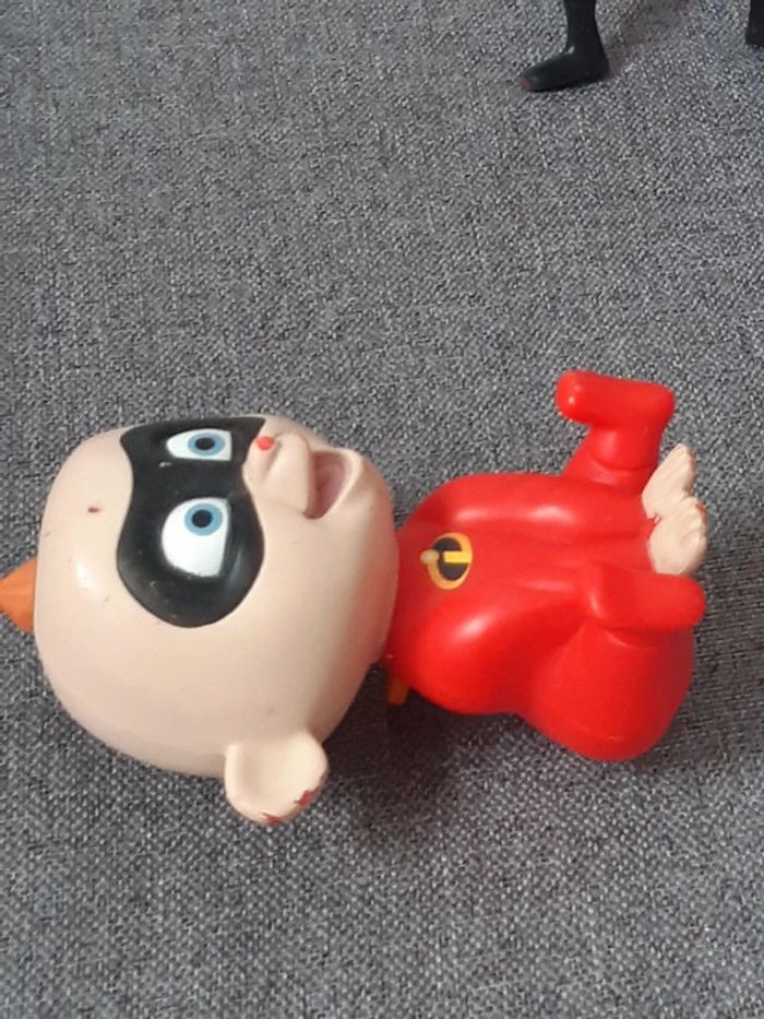 Lot de 2 figurines Disney / Pixar McDonald's Les Indestructibles - photo numéro 6